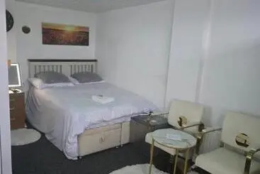 ペンション A Bedsit For Busy Minds Made To Relax And Unwind