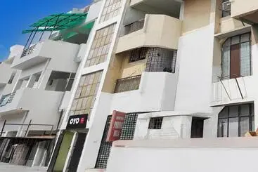Spot On Hotel Prayag Villa