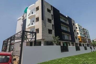 Hotel Capital O 16719 Airport Guest House