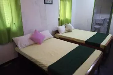 ホテル Udawalawe Wildlife & Nature Protection Bungalow