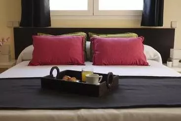 Hotel On Borox