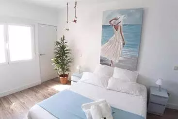 پانسیون Ananda Beach Rooms