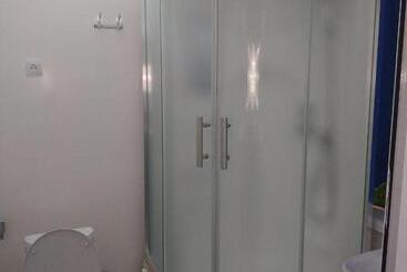 بنسيون World Guest House