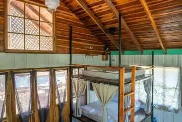 Retkeilymaja Salty Enthusiasts Share House & Villas