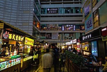 בית מלון כפרי Pathfinder Drea Hostel   Concept Store, Kuan & Zhai Alleys