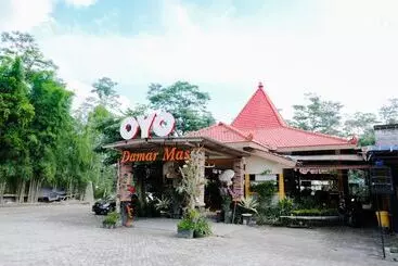 Otel Reddoorz At Damar Mas Gunung Kelud Kediri