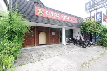 호텔 Reddoorz Near Kranggan Tugu Jogja