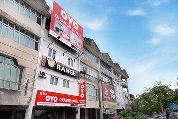 Hotel Oyo 950 Orange