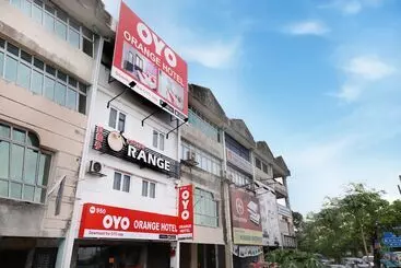 Hotel Oyo 950 Orange
