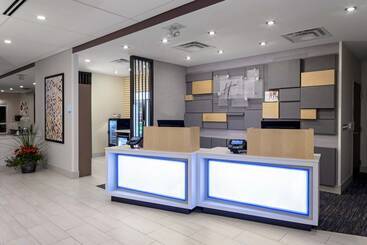 Szálloda Holiday Inn Express & Suites   Madison, An Ihg