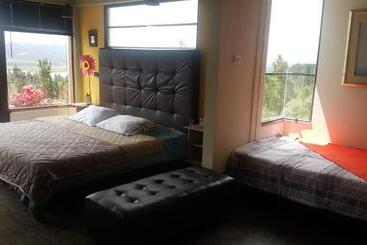 Panzió Abadia De Tomine