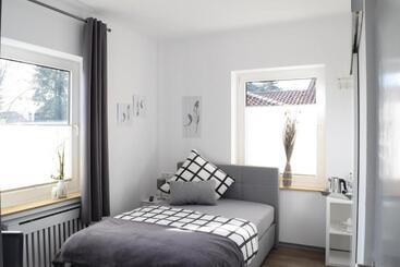 膳宿费 Diepholzer–boardinghouse