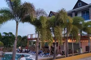 هتل Ensenada Resort