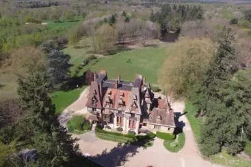 Aamiaismajoitus (B&B) Château Mont Suzey