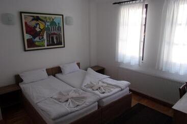 هتل Manastir Sv. Joakim Osogovski