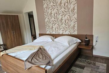 Pensiunea Michael's House