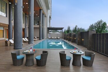 Hotel The Maruti Nandan Grand