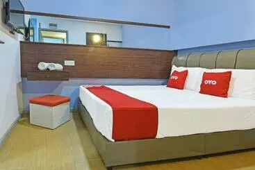 Hotelli Oyo 768 Fajar Baru Boutique