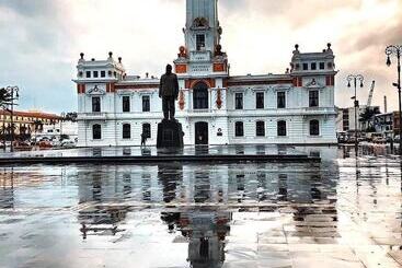 בית מלון כפרי El Faro Malecon