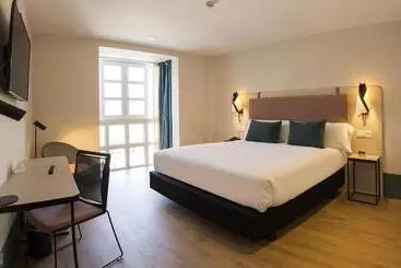 Hotell Plaza De La Paz