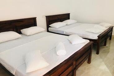 فندق Andarawewa Nature Resort