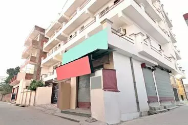Hotel Oyo 23243 Kanasu Homestay