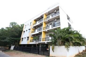 Hotell Oyo 24948 Golden Sands