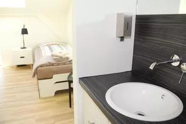 ベッドアンドブレックファースト Quartier36