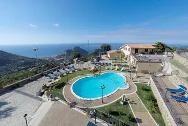 Sikelios Apartments