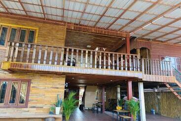 Sunshine Hotel Kampot