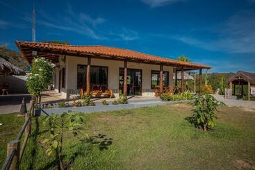 Пансион Pousada Cachoeira Poço Encantado