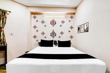 Fabhotel Springwood