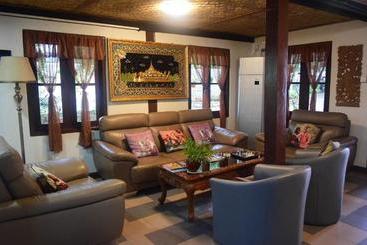 هاستل Dormitory @ Westay The Grand Nyaung Shwe
