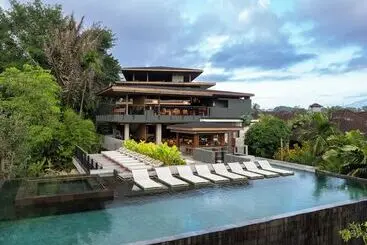 リゾートホテル Alaya Suites Ubud