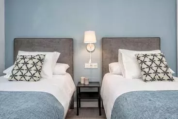هتل آپارتمان Solaga - Suites Merced
