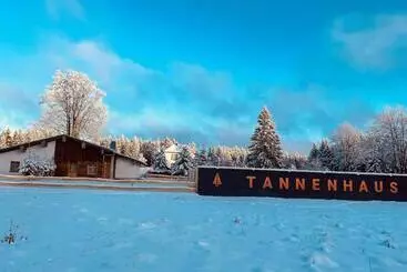Hotelli Tannenhaus