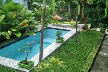 Bed and Breakfast Quinn Homestay