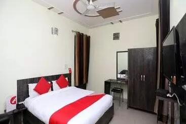 Hotel Collection O 19472 Highway Regency