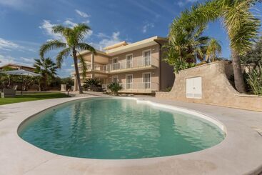 Bed and Breakfast Villa Furoa