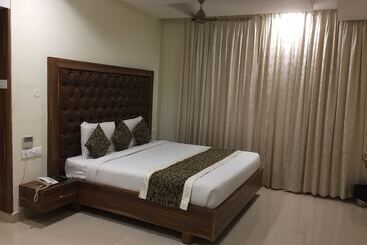 فندق Ostin Viceroy Grand