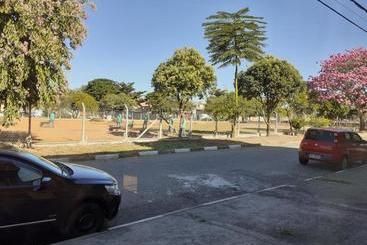 Hostel Pousada Perlla S Pindamonhangaba