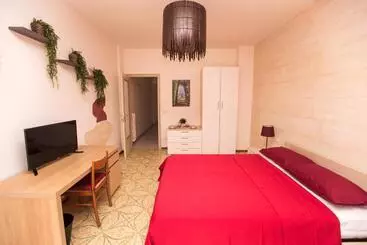 تختخواب و صبحانه Quelli Della Via Gluck