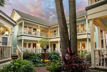 Aamiaismajoitus (B&B) The Addison On Amelia