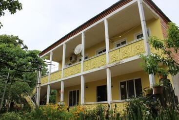 پانسیون Guest House Maspindzeli