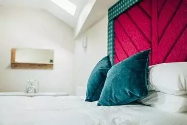 Hotel Goldings Public House & Rooms