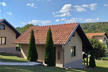 پانسیون Garden 022