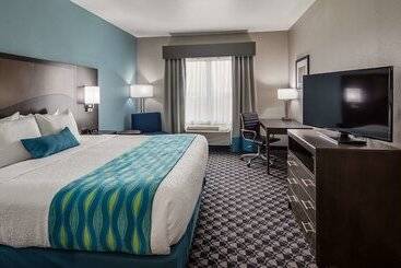 בית מלון כפרי Best Western Plus Waller