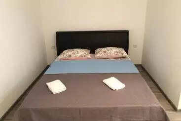 پانسیون Guest House Hello