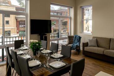 הוסטל Lake Placid Inn: Main Street