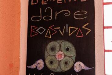 هتل Hostal Chesal